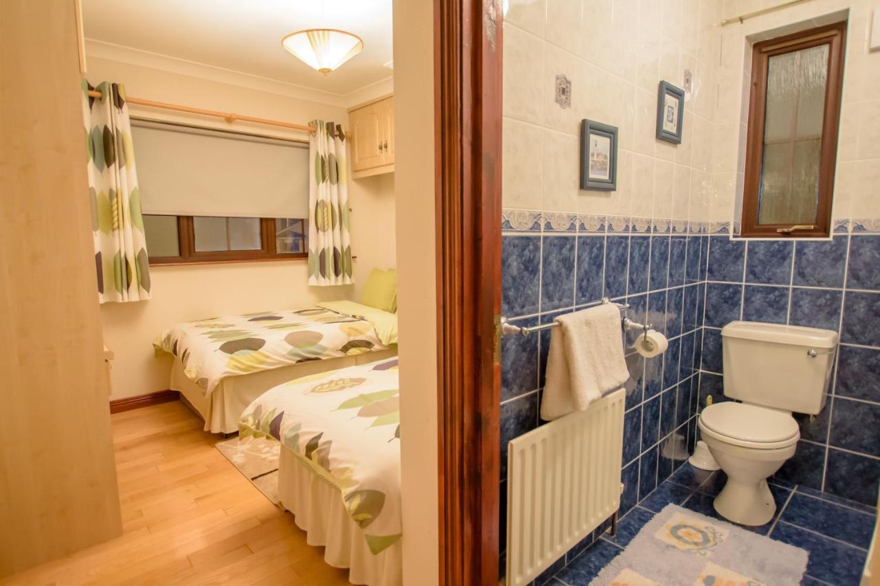 Rossgier Inn Lifford Kültér fotó