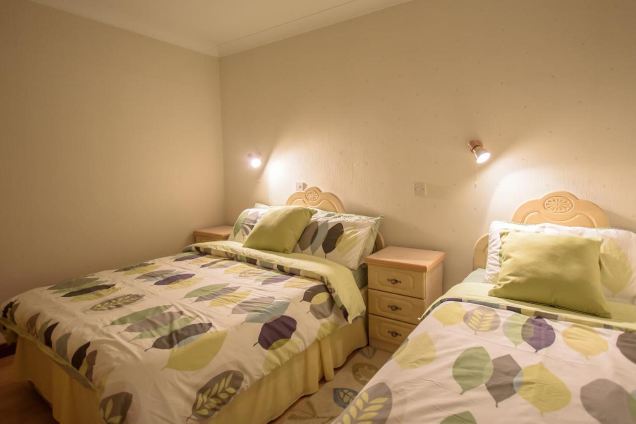 Rossgier Inn Lifford Kültér fotó